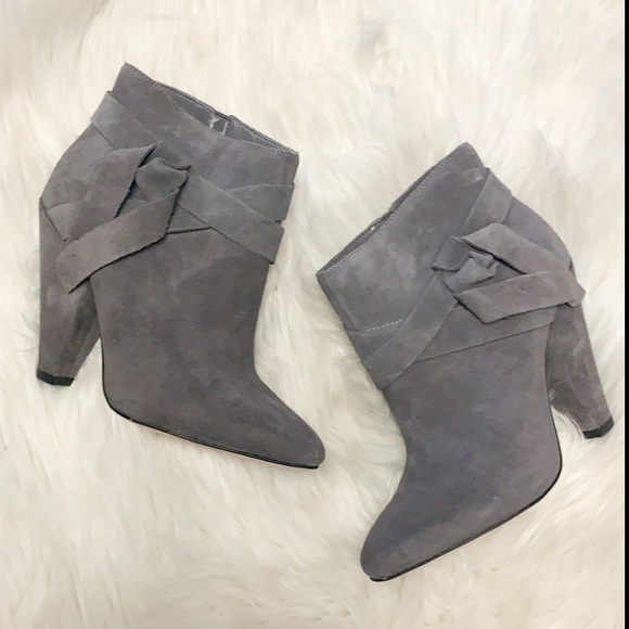 Nine West Shoes - Nine West gray suede booties